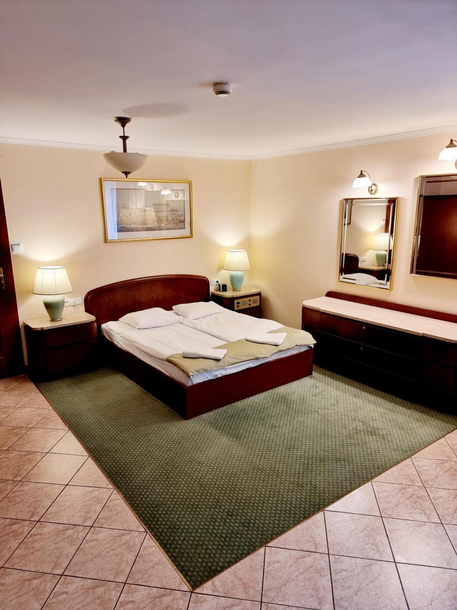 Hit Apartments Varsovie Extérieur photo